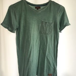 green t shirt